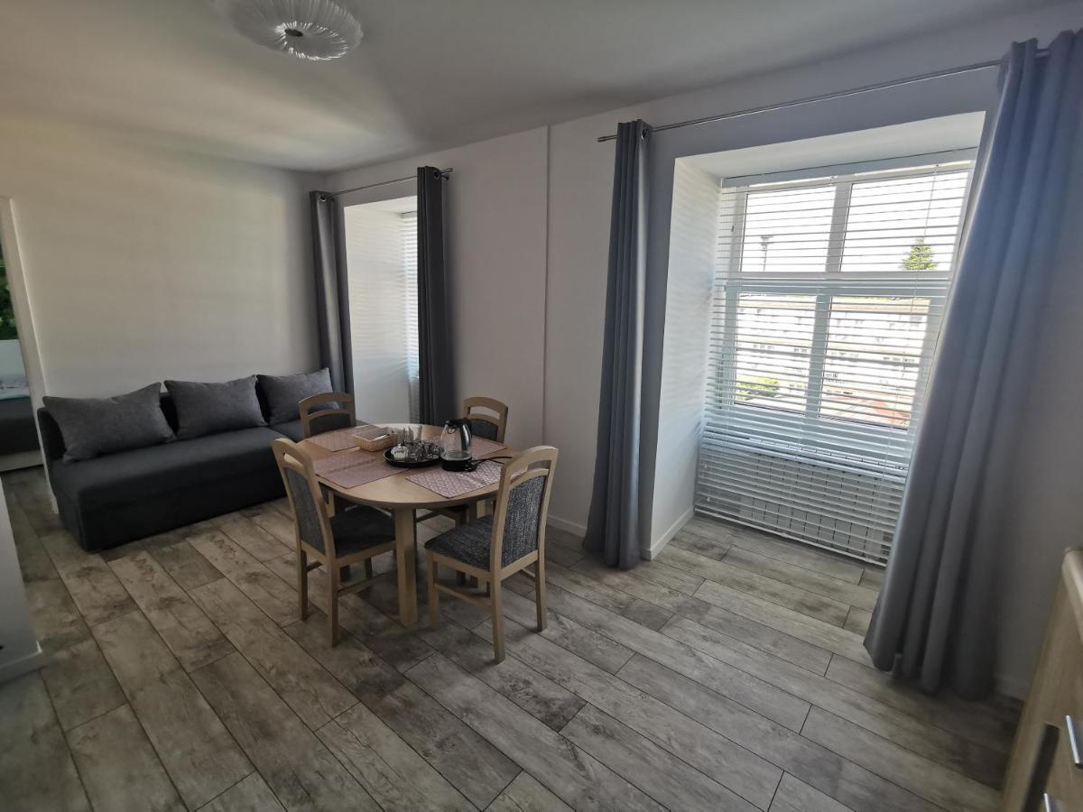 Pokoje Goscinne Straznica Jarosławiec Exterior foto