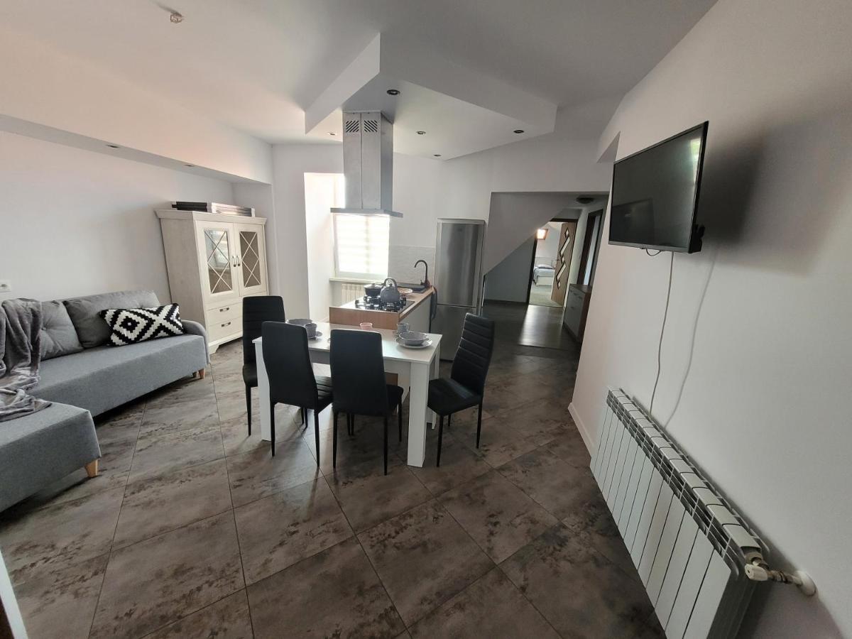 Pokoje Goscinne Straznica Jarosławiec Exterior foto