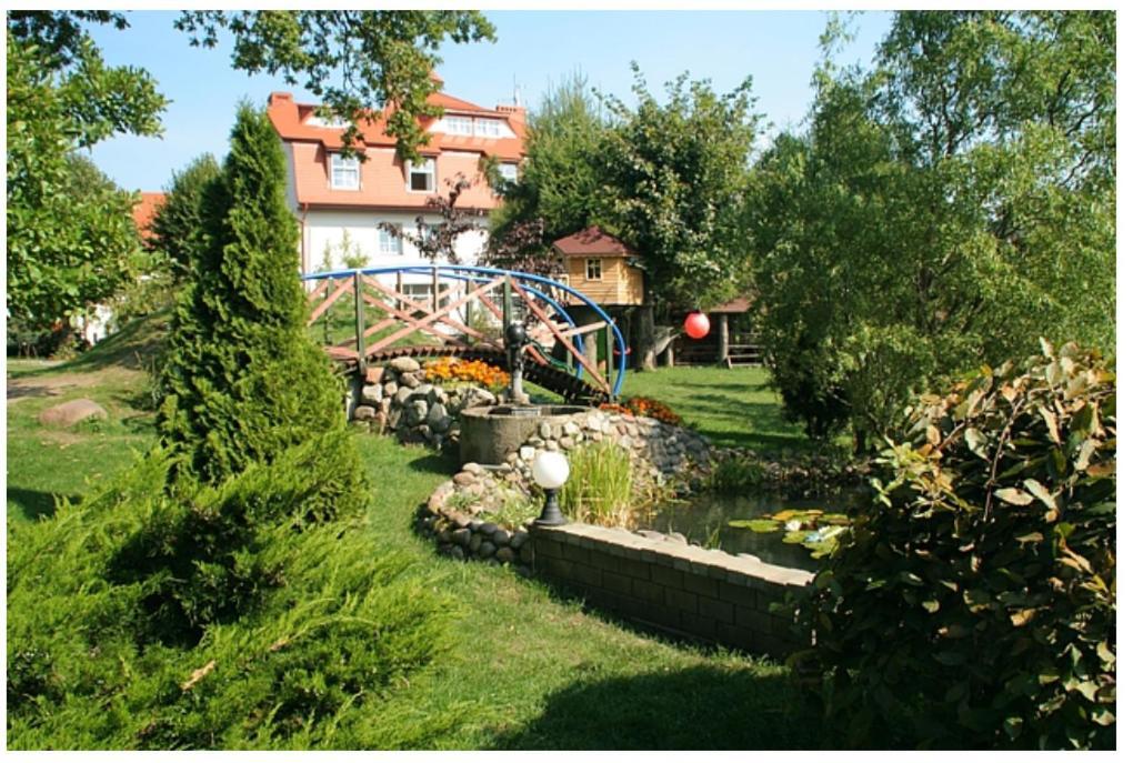 Pokoje Goscinne Straznica Jarosławiec Exterior foto
